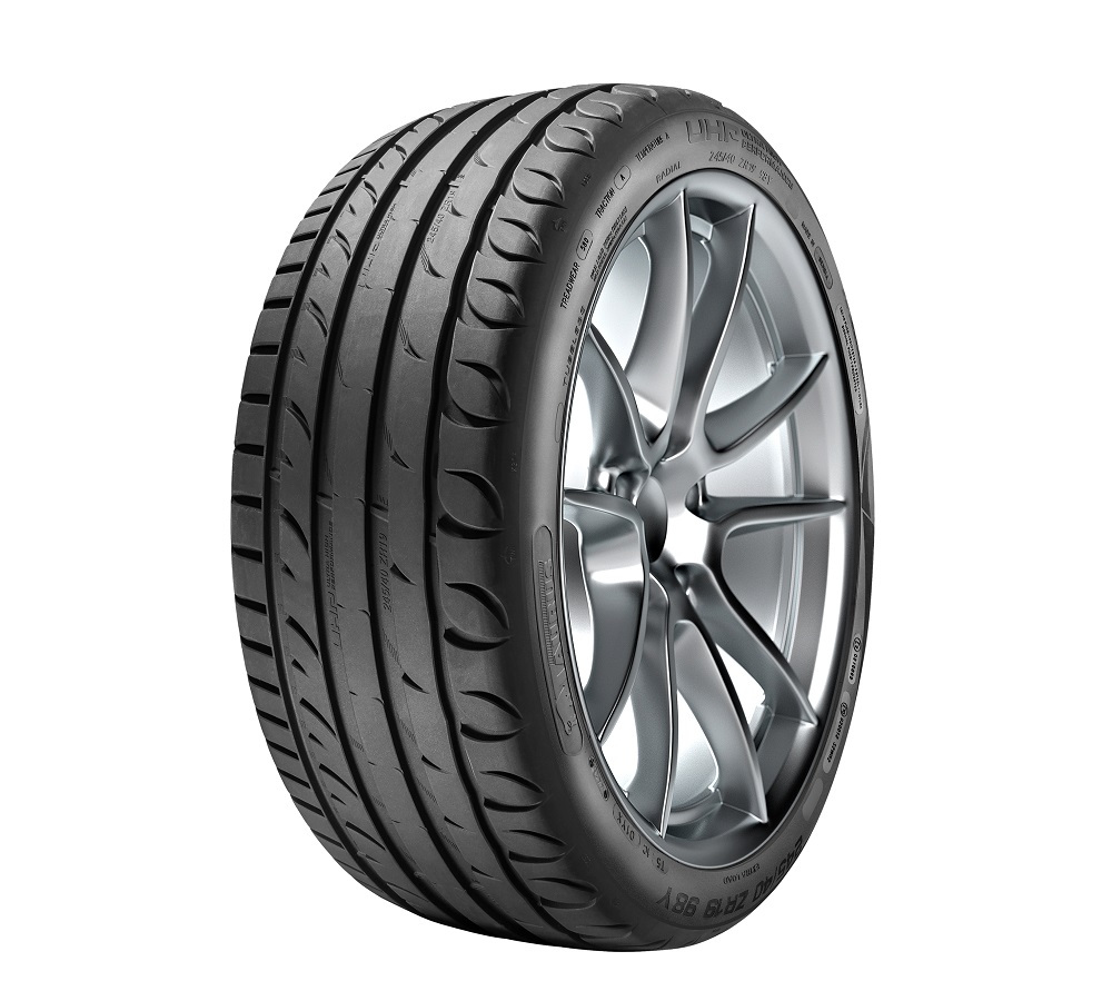Taurus Ultra High Performance 225/45 R19 96W XL FR letné osobné pneumatiky